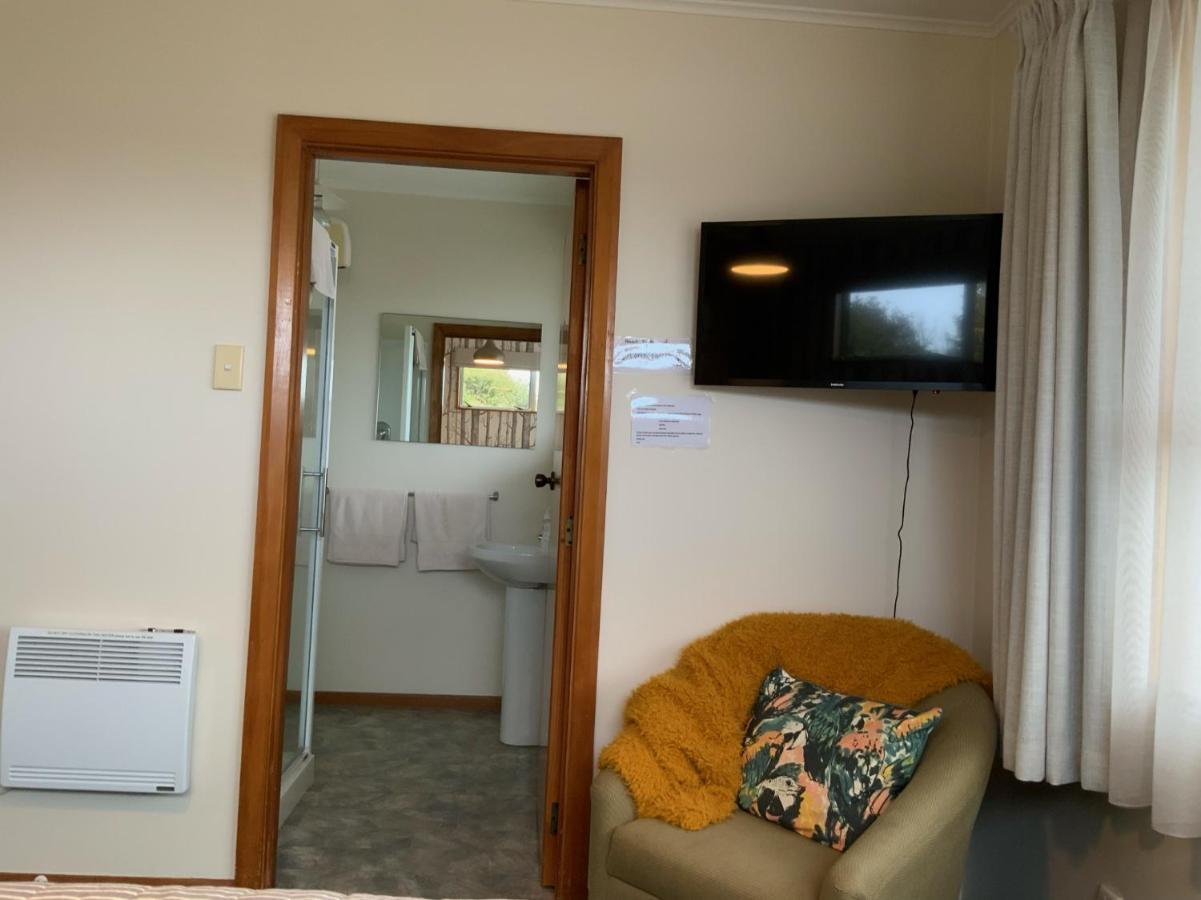 קאיקורה Brook House B&B & Cottages מראה חיצוני תמונה
