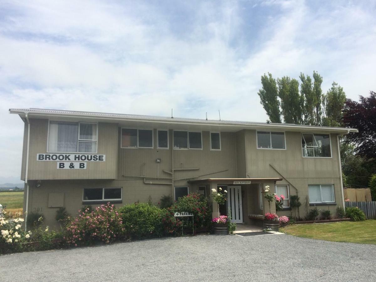 קאיקורה Brook House B&B & Cottages מראה חיצוני תמונה